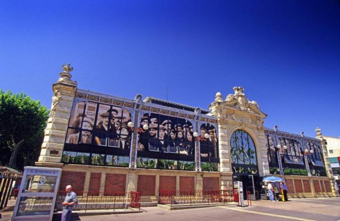 Le Bourget - Suite Romantique Narbonne Ngoại thất bức ảnh