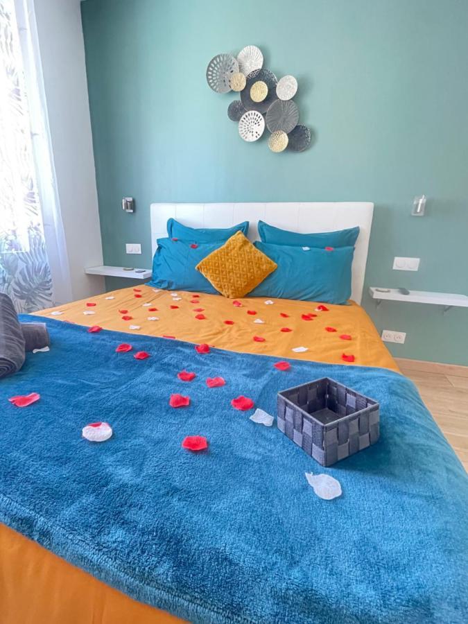 Le Bourget - Suite Romantique Narbonne Ngoại thất bức ảnh